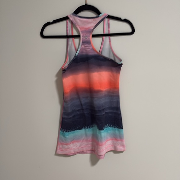 Lululemon tye-dye yoga tank - Picture 2 of 2